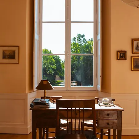 Nyaraló Chateau Chevreuil *