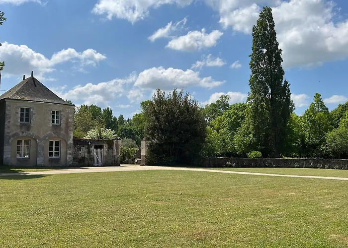 Chateau Chevreuil Сasa de vacaciones Fresnay-en-Retz