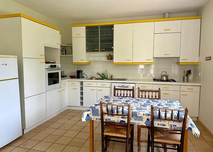 Chateau Chevreuil Сasa de vacaciones